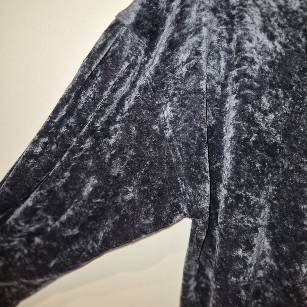 We The Free Milan Layering Velvet Top. Size M - Picture 5 of 7
